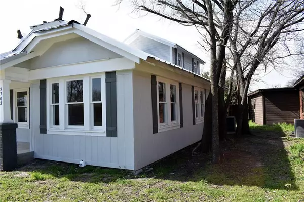 Brownwood, TX 76801,2703 1st Street