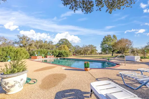 Hamilton, TX 76531,664 CR 300