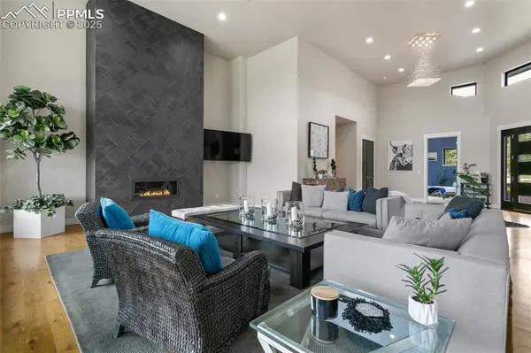 Monument, CO 80132,843 Long Timber LN