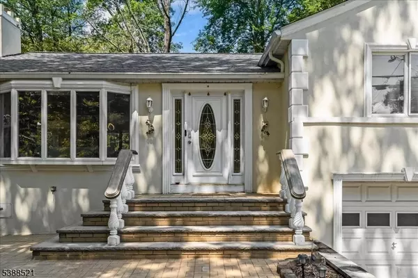 North Caldwell Boro, NJ 07006,531 Mountain Ave