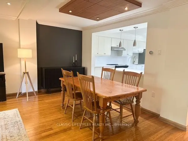 Toronto W09, ON M9P 3S3,12 Sweet Pea PATH