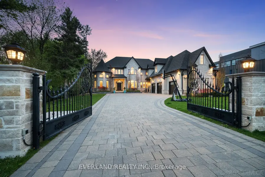 232 Duncan RD #Bst, Richmond Hill, ON L4C 6J9