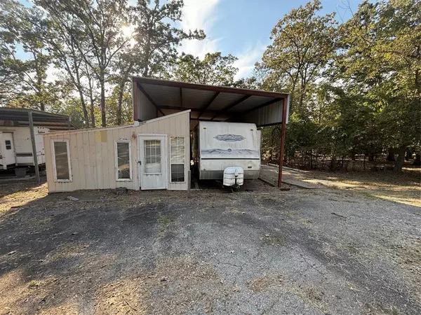 Yantis, TX 75497,6435 FM 17