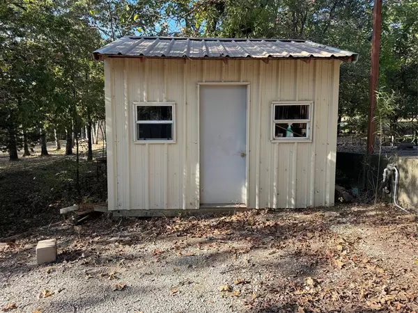 Yantis, TX 75497,6435 FM 17