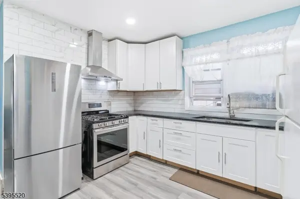 Elizabeth City, NJ 07202,937 S Elmora Ave