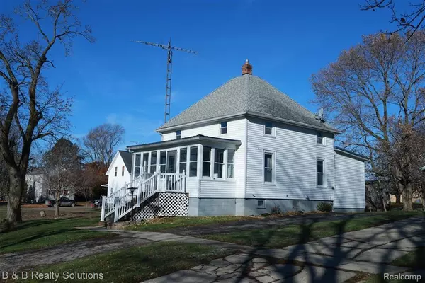 4131 Pleasant ST, North Branch, MI 48461