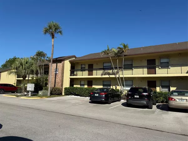 Sunrise, FL 33351,10007 Winding Lake Rd #204