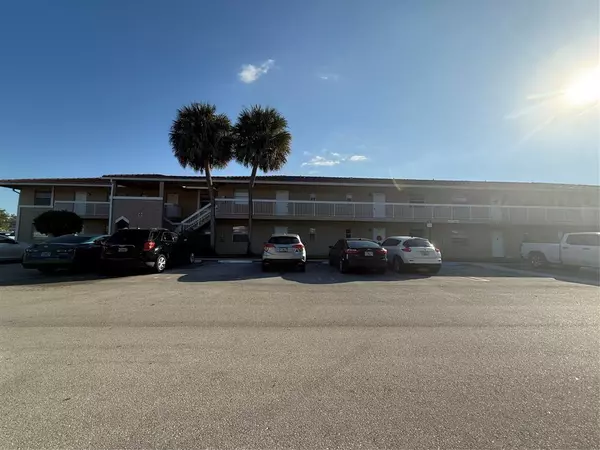 Coral Springs, FL 33071,9930 N Twin Lakes Dr #7-L