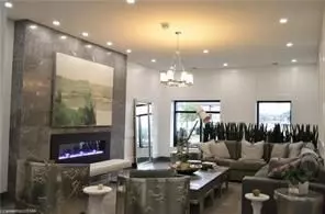 London North, ON N6G 0W6,240 VILLAGEWALK BLVD #607