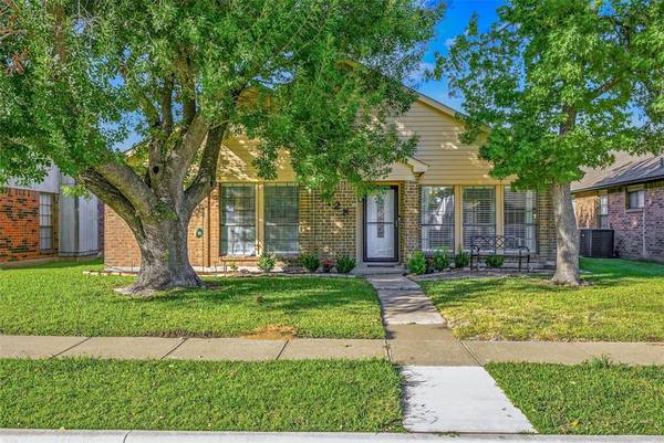 4128 Caldwell Avenue, The Colony, TX 75056
