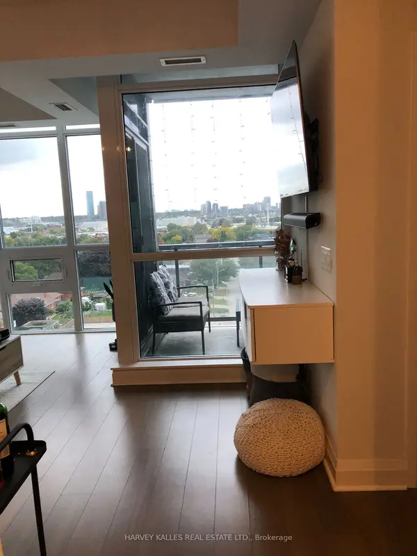 Toronto W08, ON M8Z 0C6,1185 The Queensway AVE #1009