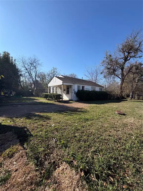 Greenville, TX 75402,6102 Live Oak Street