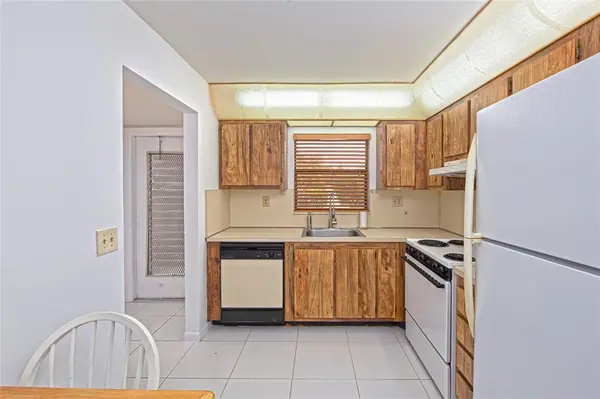 Sunrise, FL 33322,10220 NW 30th Ct #112