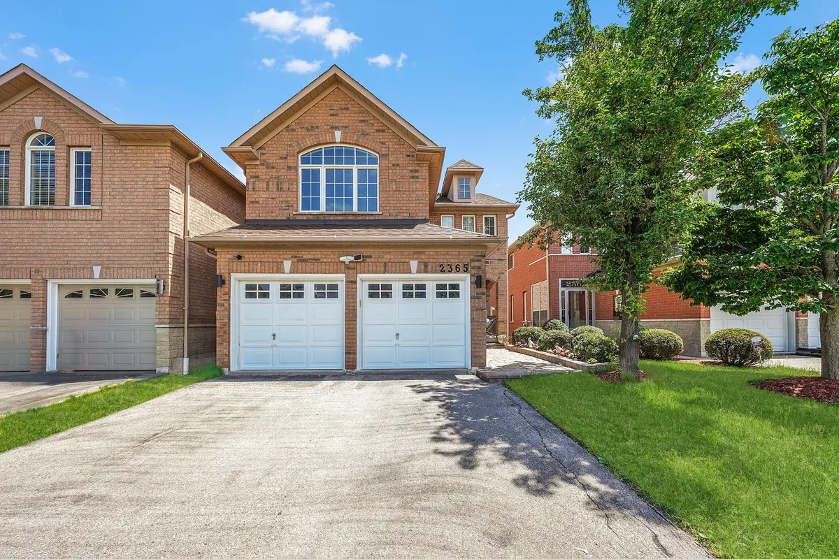 Mississauga, ON L5M 6E3,2365 Bankside DR