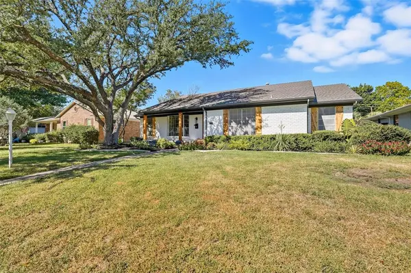 Dallas, TX 75227,5209 Elkridge Drive