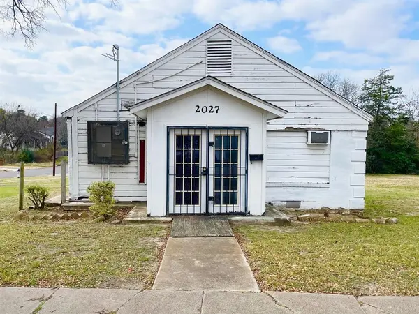 2027 Lamont Avenue, Dallas, TX 75216