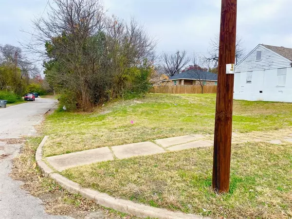 Dallas, TX 75216,2027 Lamont Avenue