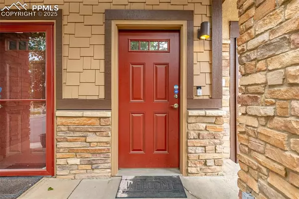 Colorado Springs, CO 80919,5776 Canyon Reserve HTS