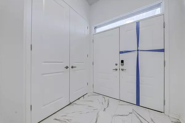 Pickering, ON L1X 0N8,1444 Mourning Dove LN