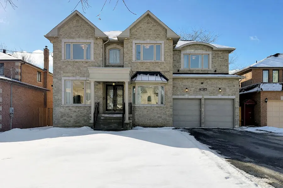 3414 Joan DR, Mississauga, ON L5B 1T5