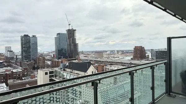 60 Princess ST #1614, Toronto C08, ON M5A 2C7