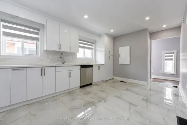 Brampton, ON L6S 3G9,47 Jade CRES #Main Floor