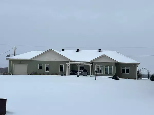 Rideau Lakes, ON K0G 1E0,100 SUMMERS RD