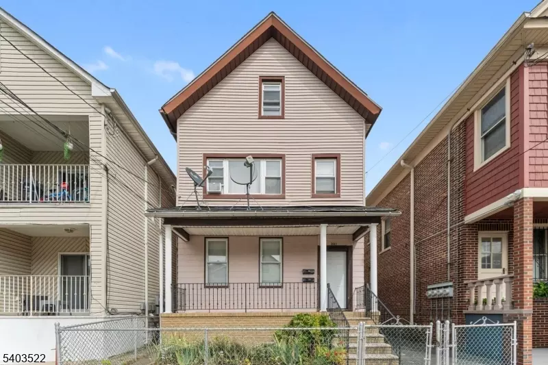 Elizabeth City, NJ 07206,241 Clark Pl #1