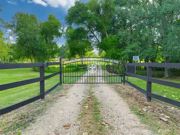 Arp, TX 75750,16455 FM 850