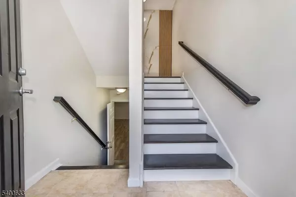 Paterson City, NJ 07522,167 N 5Th St