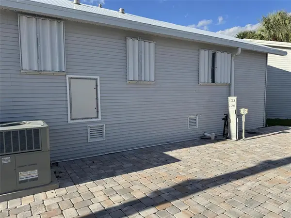 Okeechobee, FL 34974,6475 SE 52nd St