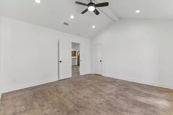 Wills Point, TX 75169,1492 Van Zandt County Road 3502