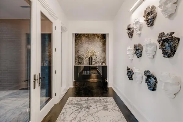 Dallas, TX 75230,6404 Lakehurst Avenue