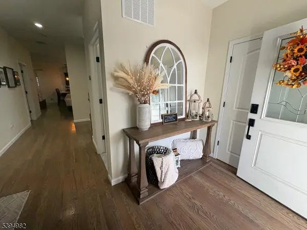 Belleville Twp., NJ 07109,38 Center St