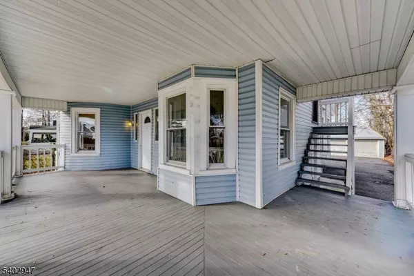 Plainfield City, NJ 07063,946 W 7Th St #1