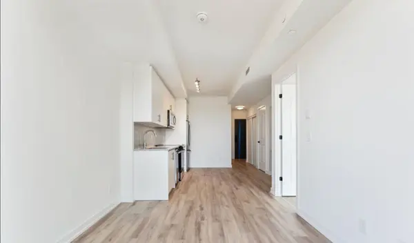 Oakville, ON L6H 7C2,335 Wheat Boom DR #411