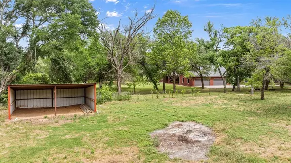 Weatherford, TX 76087,107 Pleasant Valley Lane