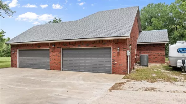 Weatherford, TX 76087,107 Pleasant Valley Lane