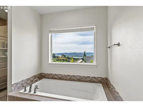 Kalama, WA 98625,160 WINDY RIVER RD