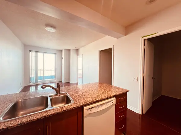 Toronto C14, ON M2N 4K3,60 Byng AVE #2107