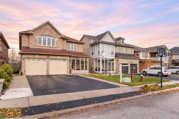 42 Avalanche CRES,  Brampton,  ON L6P 1M5