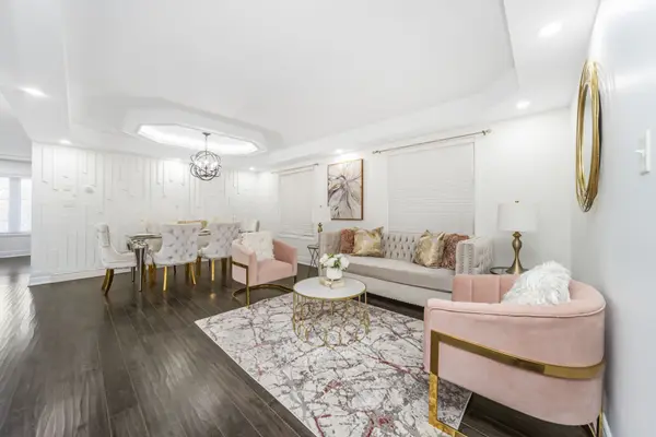 Brampton, ON L6P 1M5,42 Avalanche CRES