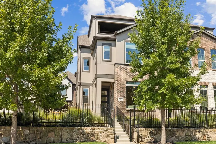 7112 Amber Grove Court, Dallas, TX 75231