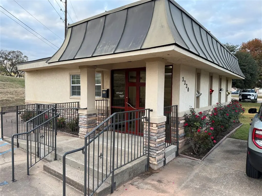 Bossier City, LA 71112,3330 Barksdale Blvd.