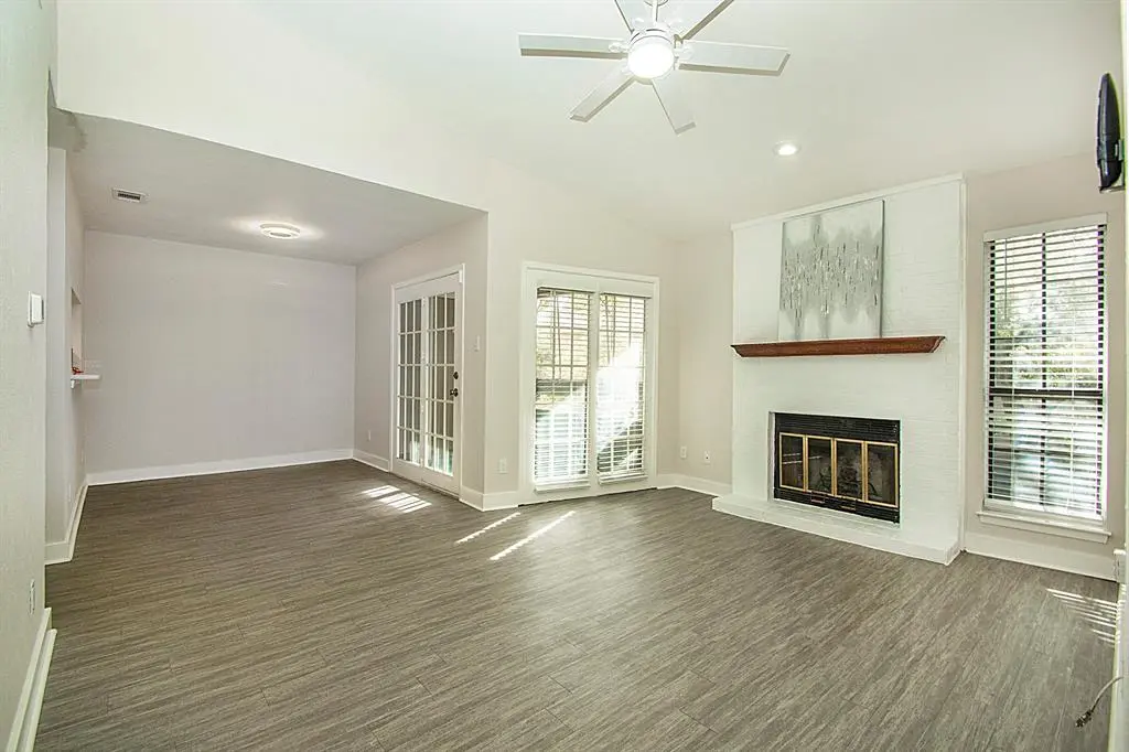 Arlington, TX 76011,1104 Riverchase Lane #204