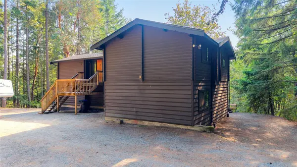 Ladysmith, BC V9G 1C4,3429 Butler Blvd