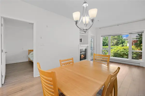 Langford, BC V9B 0H2,866 Brock Ave #110