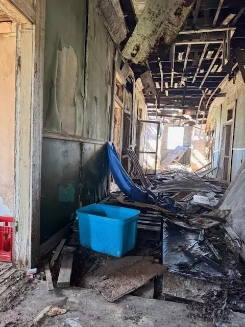 Quanah, TX 79252,203 E 3rd Street