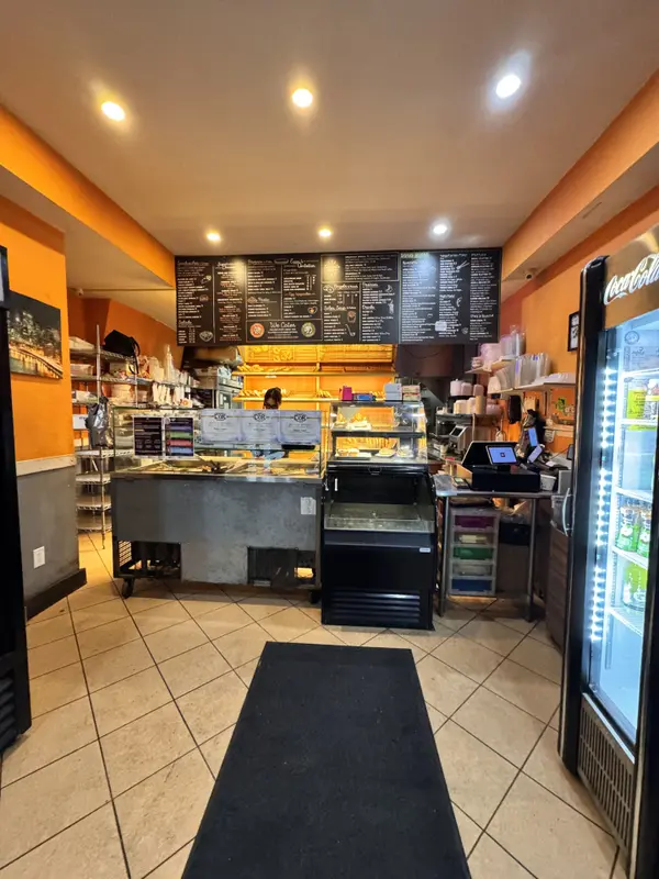 Toronto C04, ON M6B 3B5,3035 Bathurst ST