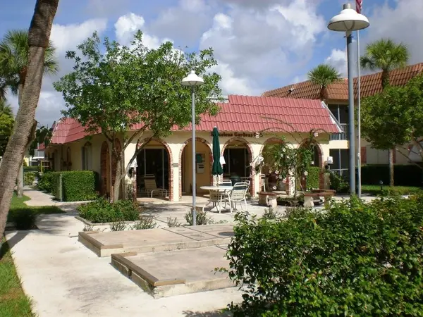 Pompano Beach, FL 33060,101 E McNab Rd #428